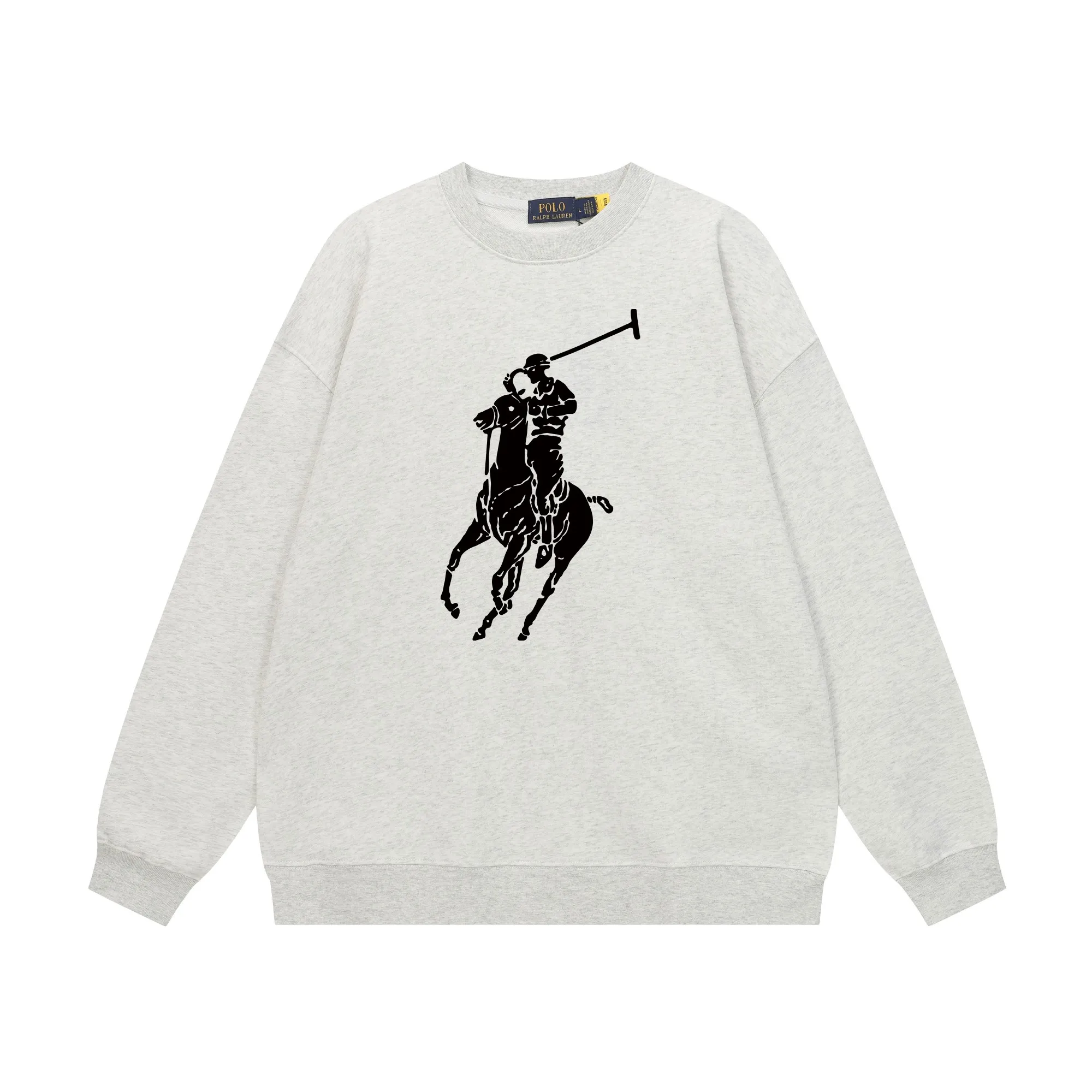 P200 Long-term stock] RalphLauren/Ralph Lauren 2025 autumn and winter new bear letter print 420g heavy large terry sweatshirt Ralph Lauren's age-reducing item, the coat fabric is made of 85% cotton ➕15% polyester, which not only retains the softness, comfort and breathability of cotton, but also adds the wear resistance and wrinkle resistance of polyester fiber, making the clothes more durable and easy to care for. Even in slightly cooler weather, you won't feel stuffy when wearing it. This kind of fabric has a natural crisp feel and is not easy to pill or deform. The bear on the chest is printed with English letters. It is full of color, full of three-dimensionality, and lifelike, adding a bit of liveliness and interest to the whole sweatshirt. There is no pressure to dress, regardless of age or gender. Complete accessories! Color: black, white, navy blue, light floral gray Size: M-L-XL-XXL